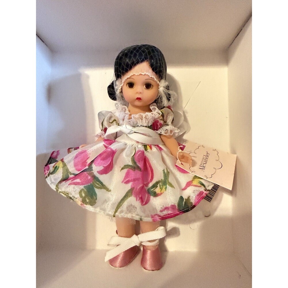 Madame Alexander Tea Rose #35005 New In Box Brunette